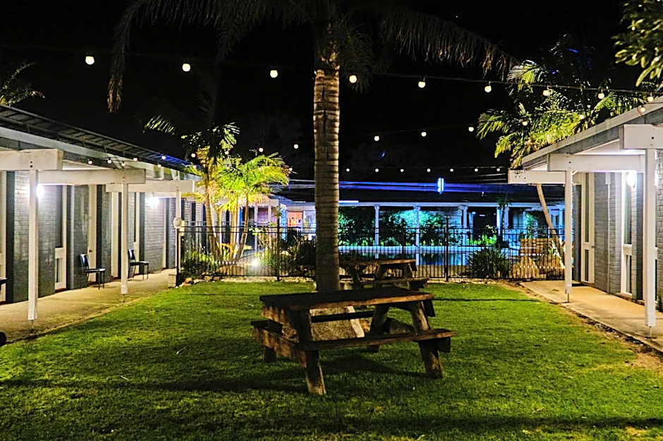 Mallacoota Hotel Motel