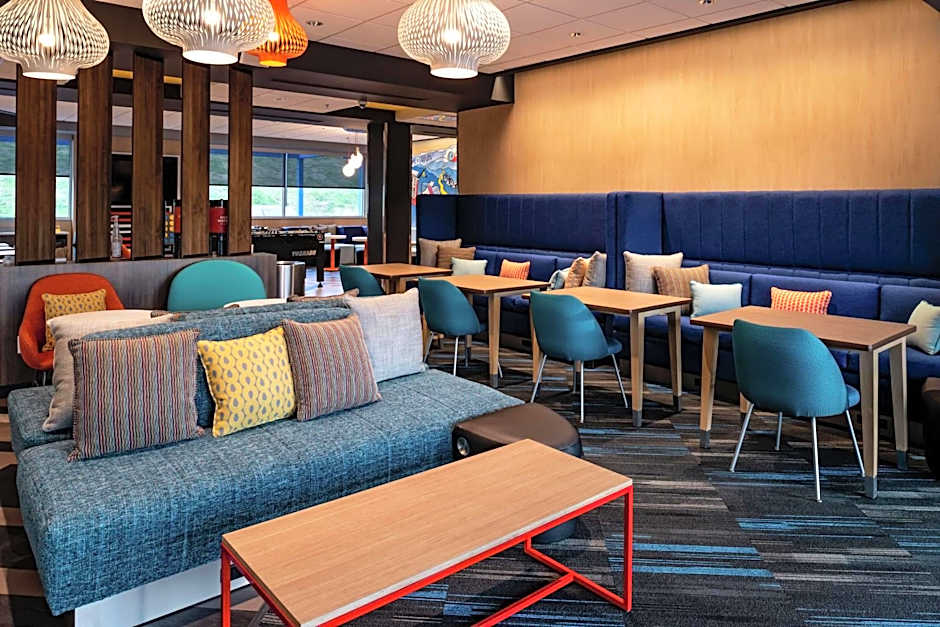 Tru by Hilton Staunton, VA