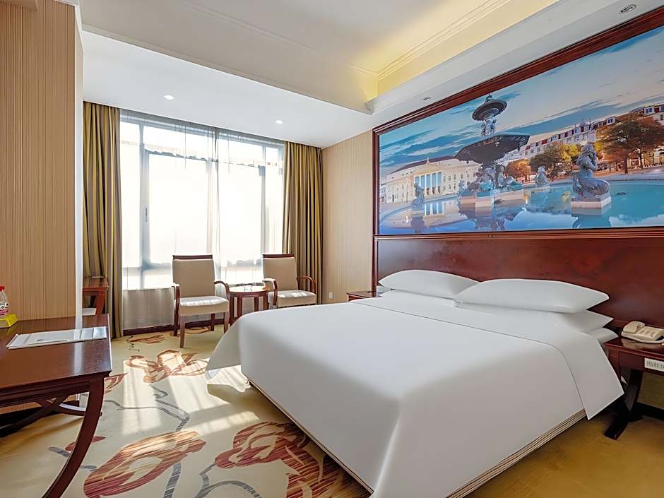 Vienna Hotel Guangzhou Shaheding Metro Station