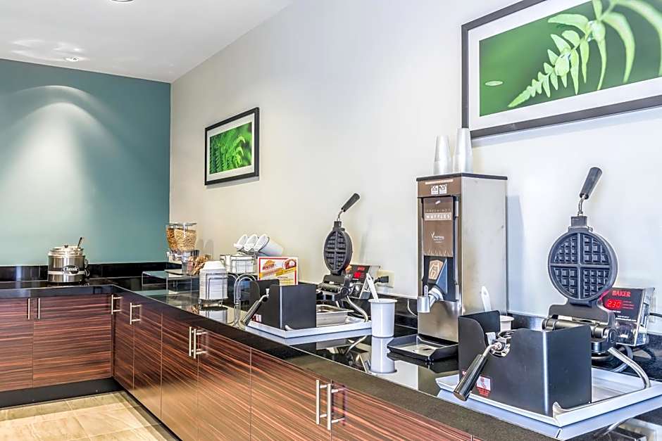 Sleep Inn & Suites Cumberland