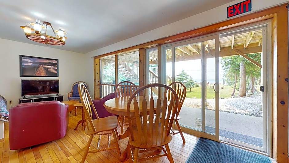 The Lookout - Waterfront Bliss near Tobermory