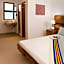 Nomads Party Hotel & Hostel
