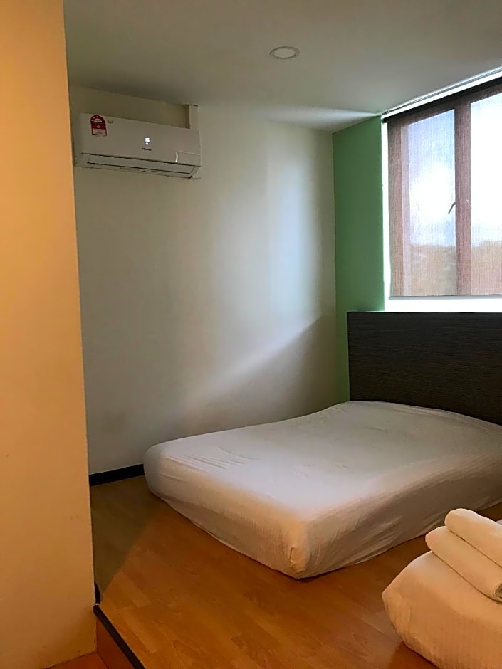 VIVA HOTEL SRI AMAN
