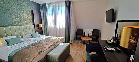 Superior Double Room with Bath