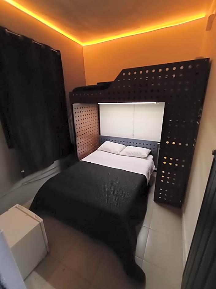 ROOMIES HOSTEL Parque México