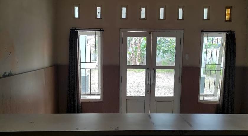 Hotel O Emmy Homestay Syariah