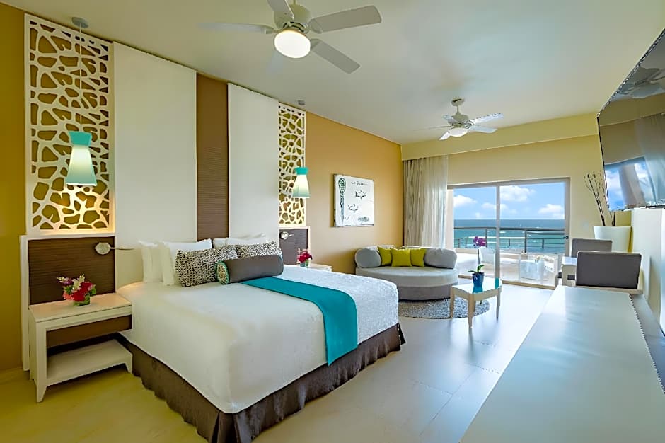 El Dorado Seaside Suites - Catamaran Cenote & More Inclusive- Adults Only