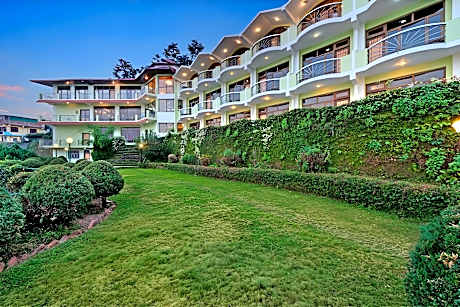 Suman Royal Resort