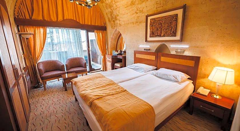 Uchisar Kaya Otel