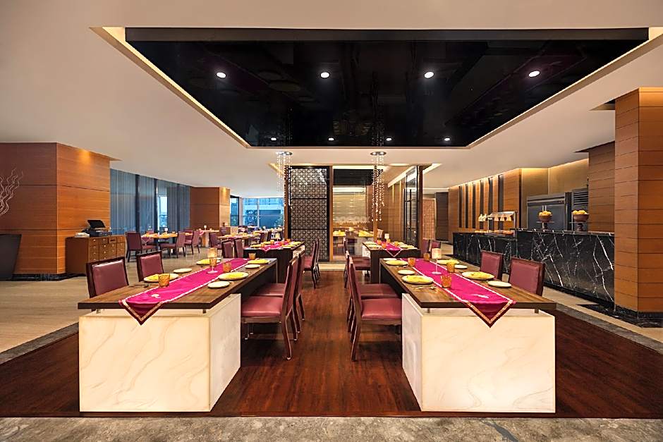 Le Meridien Ahmedabad