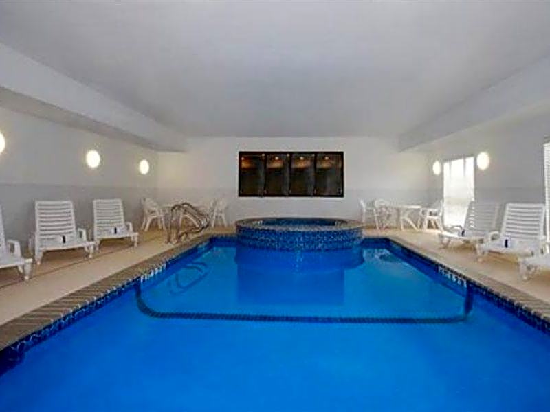 Quality Suites North Ih 35