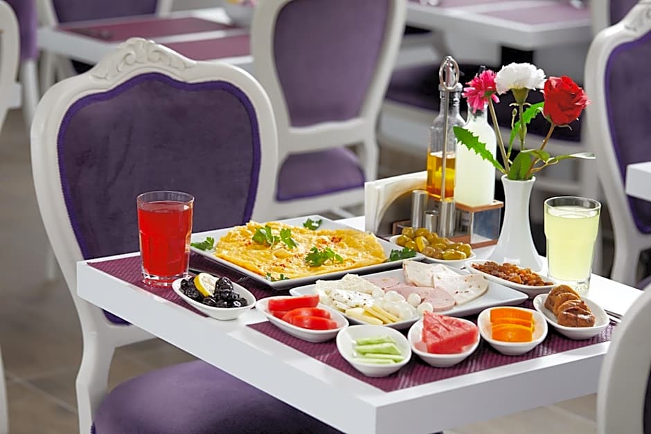 Albinas Hotel Old City