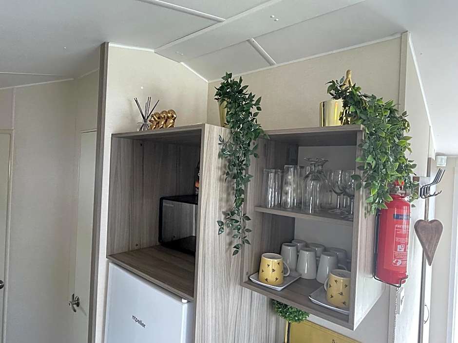 Atlas By The Sea - Craig Tara, Ayr