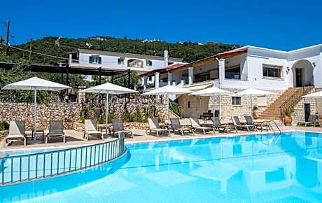 Crystal Blue Hotel, Barbati