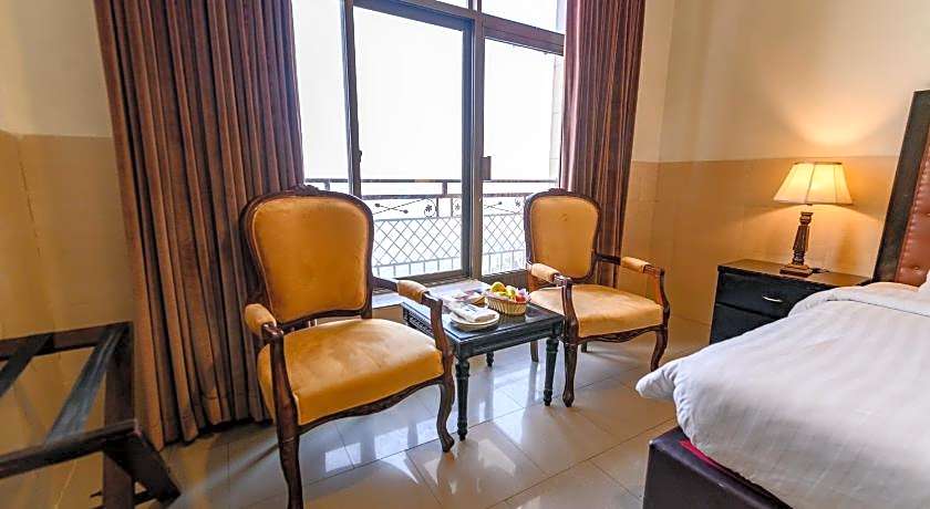 Hotel One Mall Road Murree