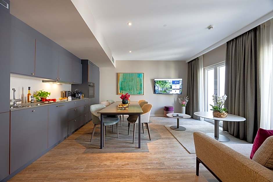 MAXIMILIAN MUNICH Apartments & Hotel