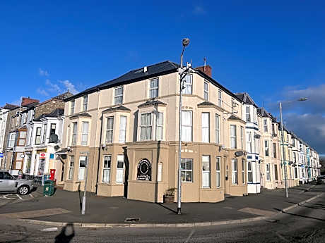 Victoria Hotel