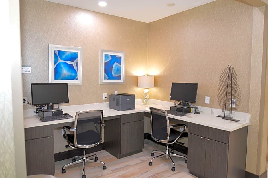 Best Western Plus Pasadena Inn & Suites