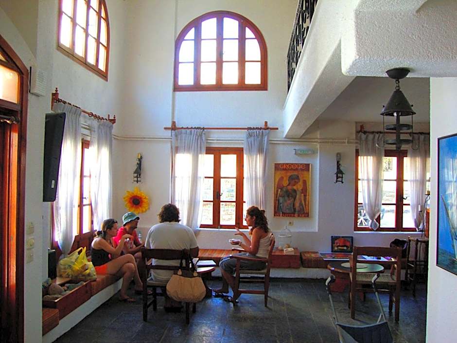 Mantraki Hotel Apartments