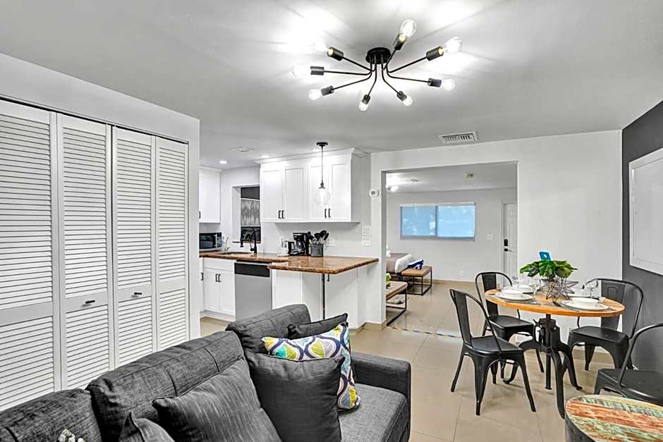 Bright Beachside Getaway