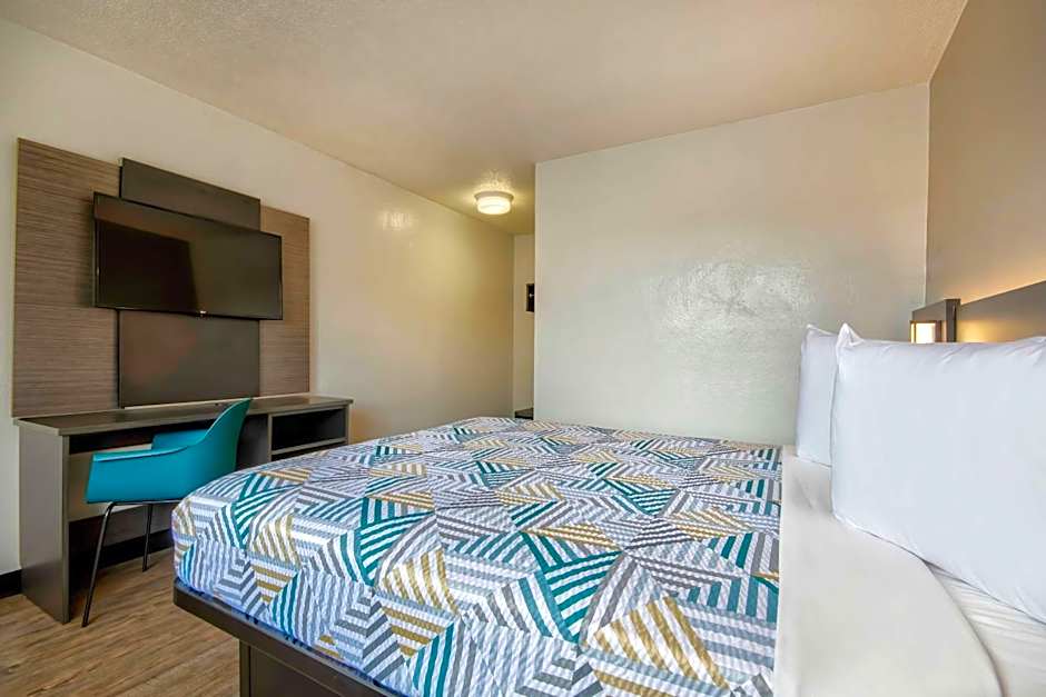 Motel 6 Santa Fe