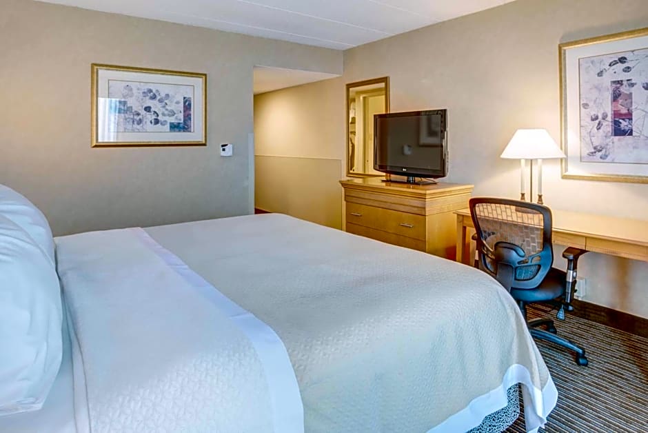 Days Hotel by Wyndham Toms River Jersey Shore