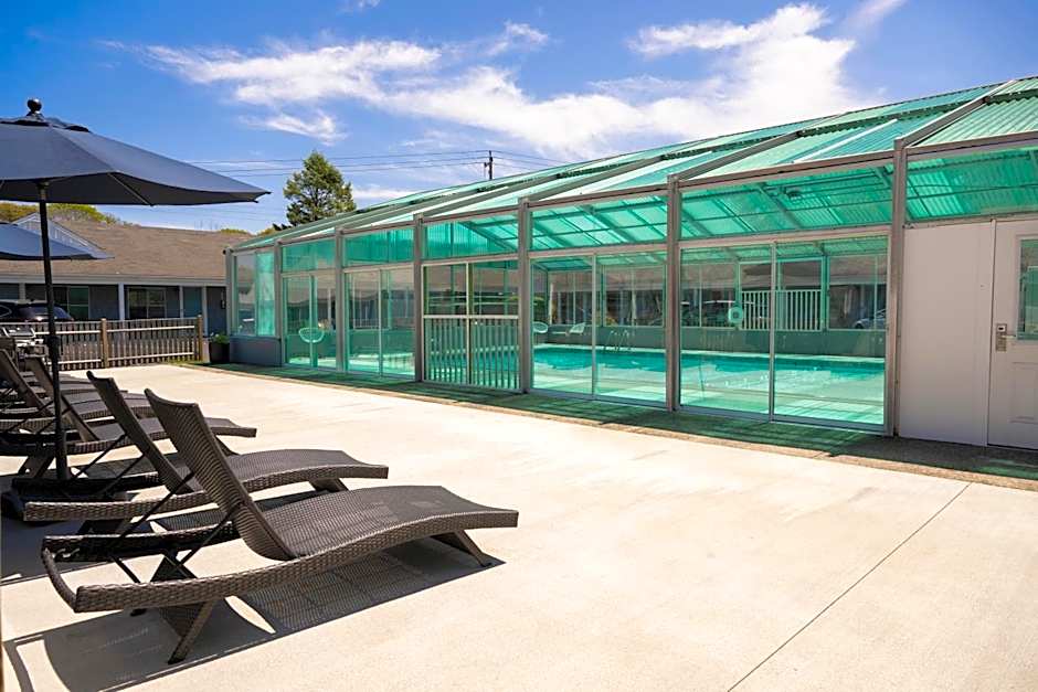 Endless Dunes, A Modern Motel