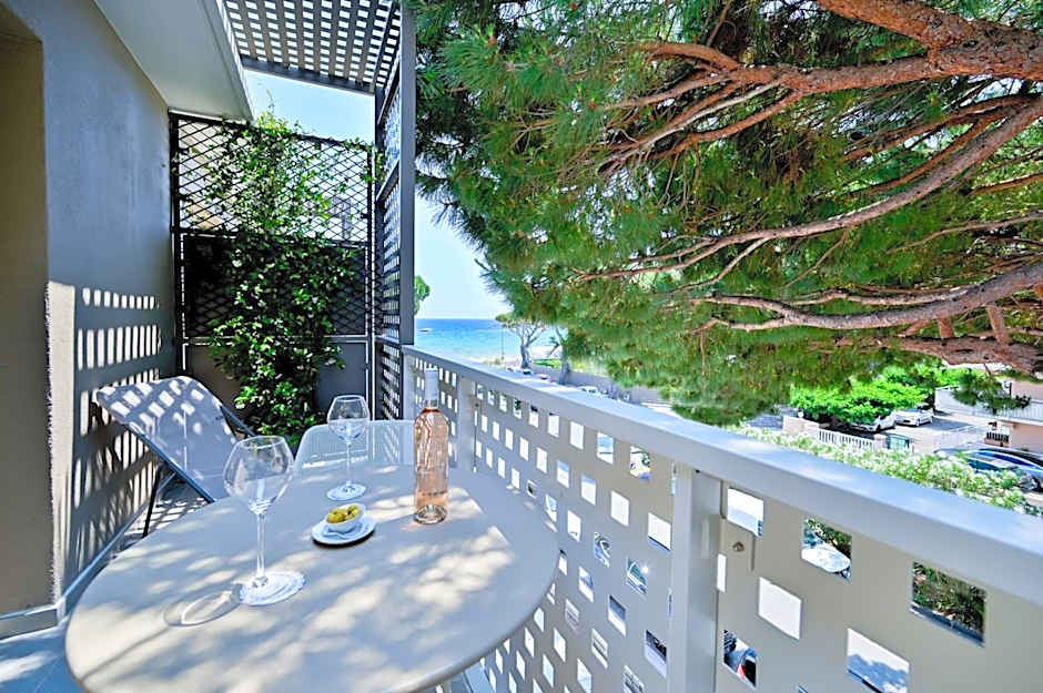 Hotel La Menado