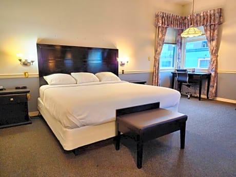 The Steveston Cafe & Hotel