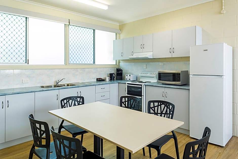 Nightcap at Edge Hill Tavern