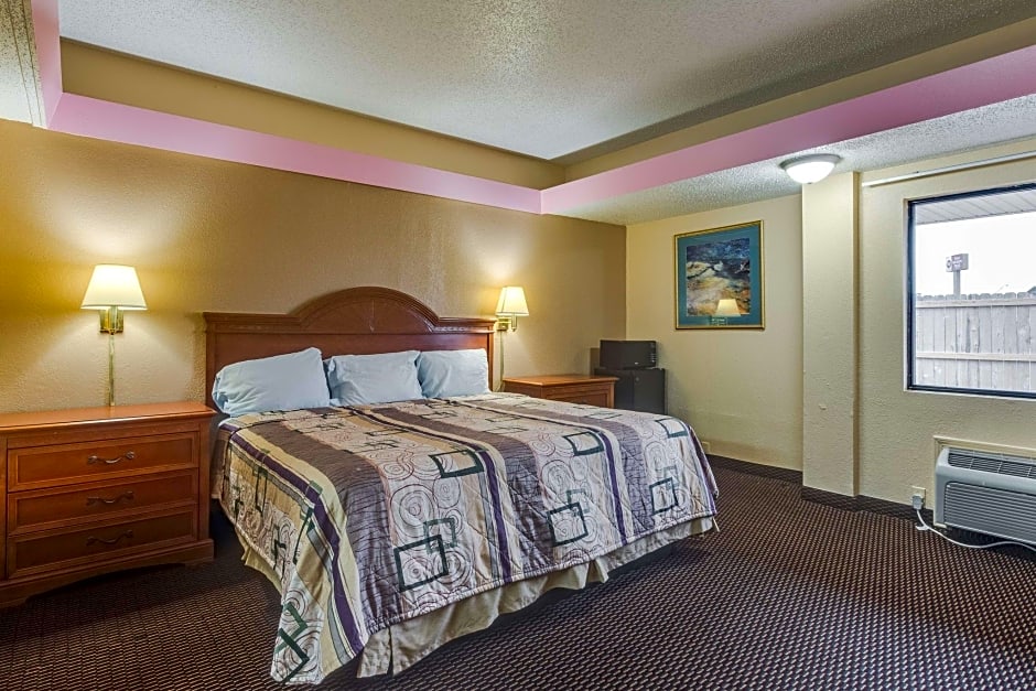 Travelers Inn Midwest City