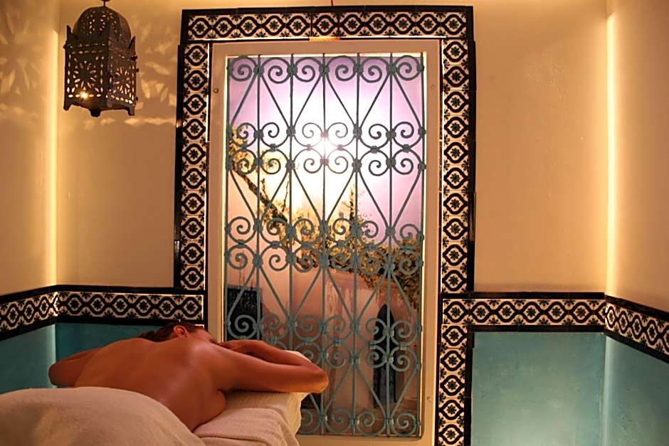 Medina Belisaire And Thalasso