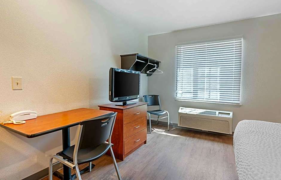 Extended Stay America Select Suites - Indianapolis - Lawrence