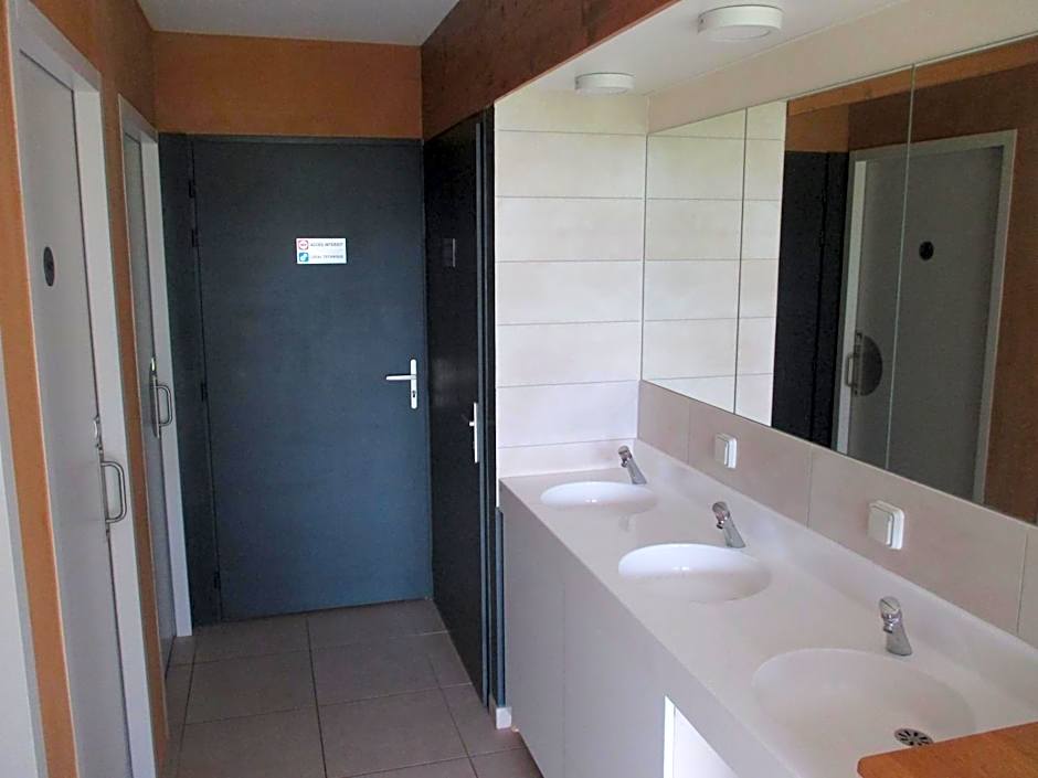 Le Baugyte - Gite de GROUPE - 14 lits simples