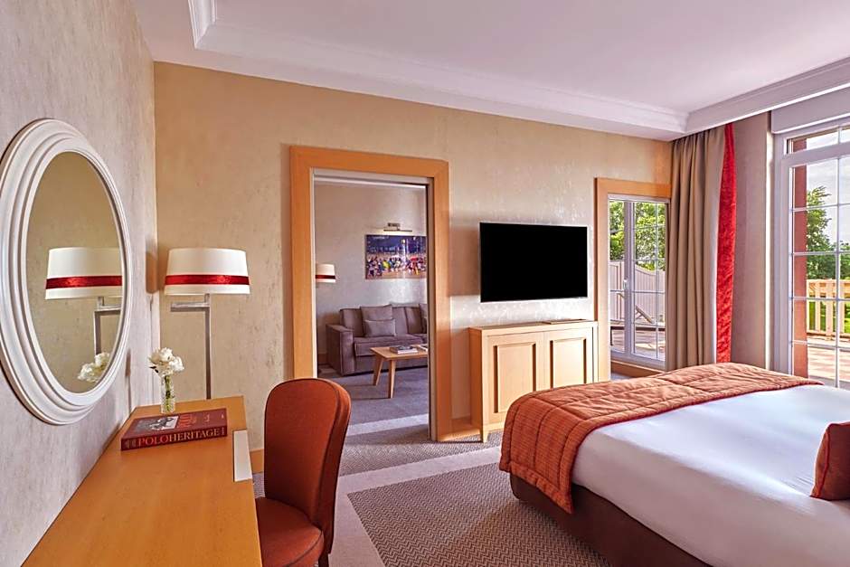 Hotel Barriere L'Hotel du Golf