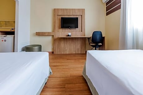 Standard Apartment with Two Single Beds