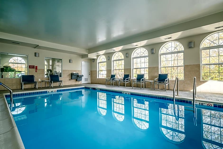 Holiday Inn Express Prince Frederick By IHG