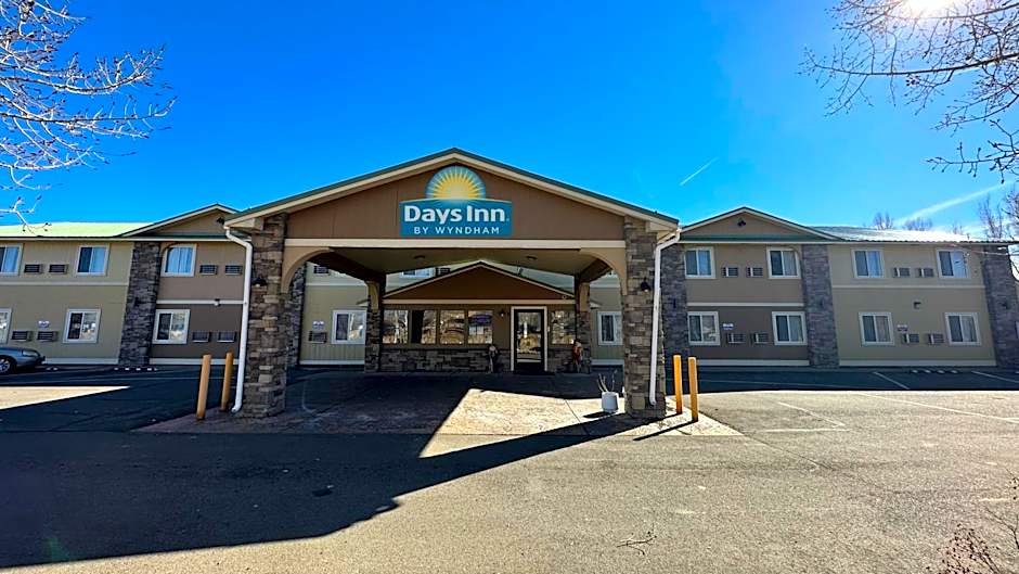 Days Inn & Suites by Wyndham Gunnison