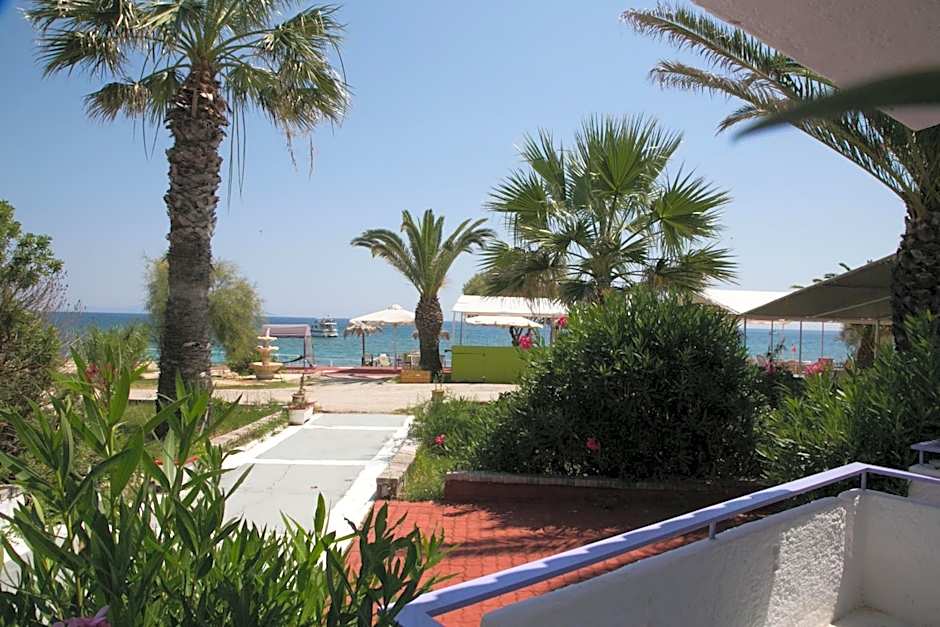 Kefalonia Beach Hotel & Bungalows