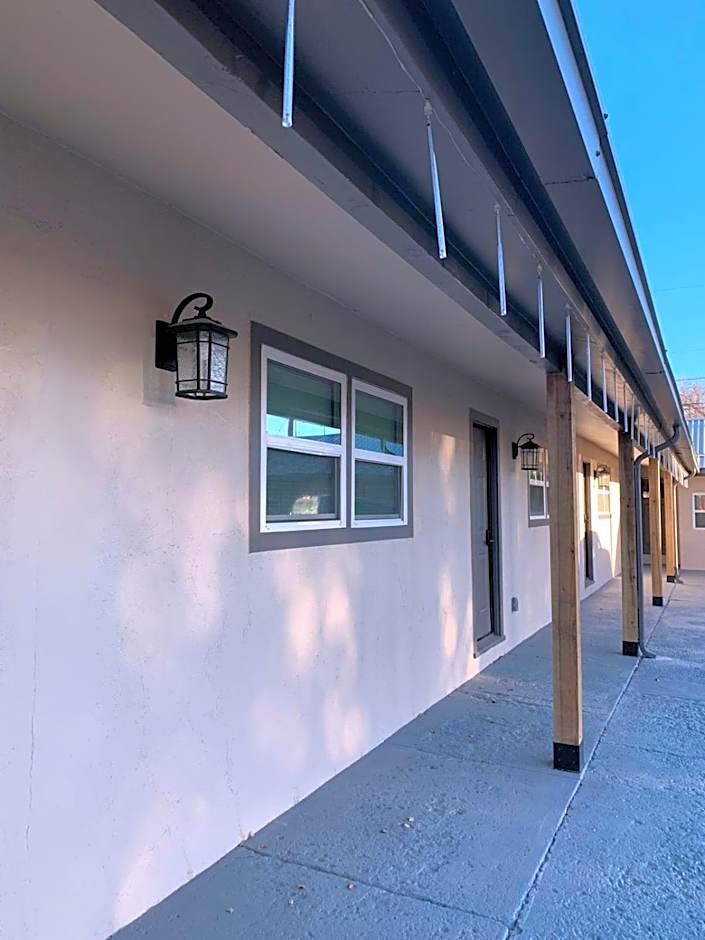 Apt 3 - High Plains Lodge at Nomad Landing