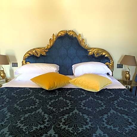 Superior Double or Twin Room with Canal View