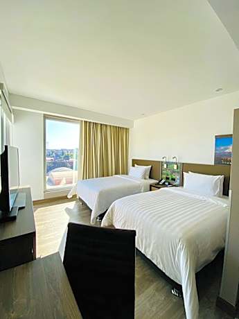 2 Twin Beds Scenic View Non Smoking