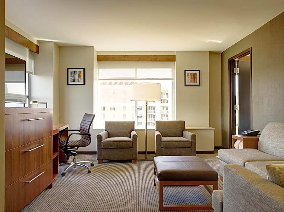 Hyatt Place Arlington Courthouse Plaza