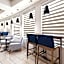 Holiday Inn Express Hotel and Suites Kingsville By IHG