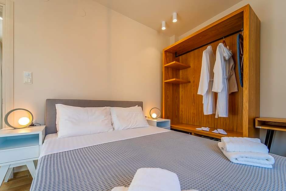 Iridium Old Town Luxury Suites