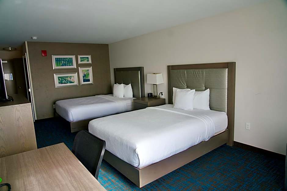 La Quinta Inn & Suites by Wyndham St Paul-Woodbury