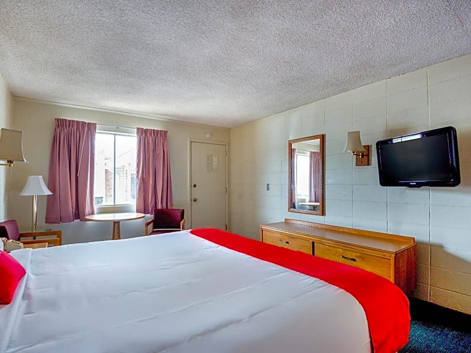 OYO Hotel Mauldin SC South Main Street