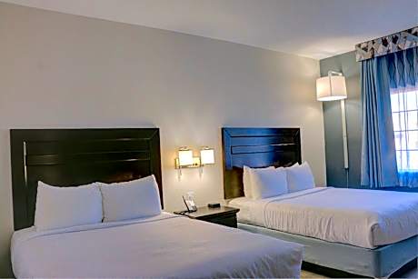 Queen Room with Two Queen Beds - Accessible/Non-Smoking