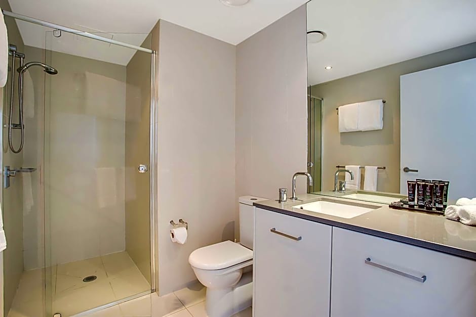 Mantra Circle on Cavill Surfers Paradise