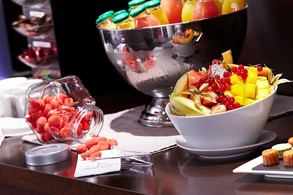 Golden Tulip Paris CDG Airport  Villepinte